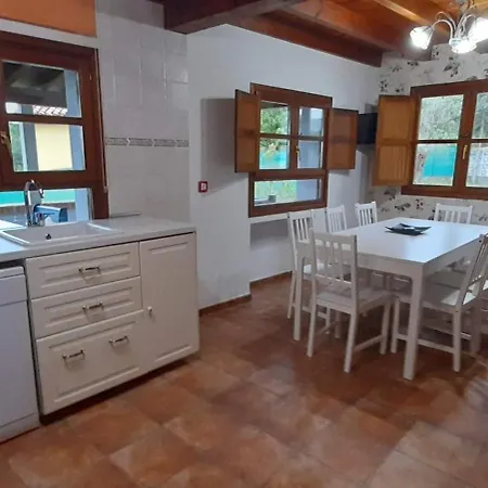 Gestiona2r - Casa Con En Pendueles Al Lado De La Playa يانس